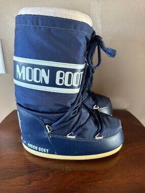 Moon Boot Navy and White Insulated Lace-Up Boots